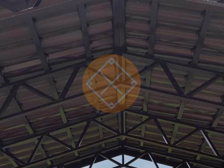 стальной навес из металлочерепицы