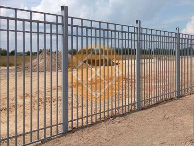 Сварной забор для ограждения строительной площадки