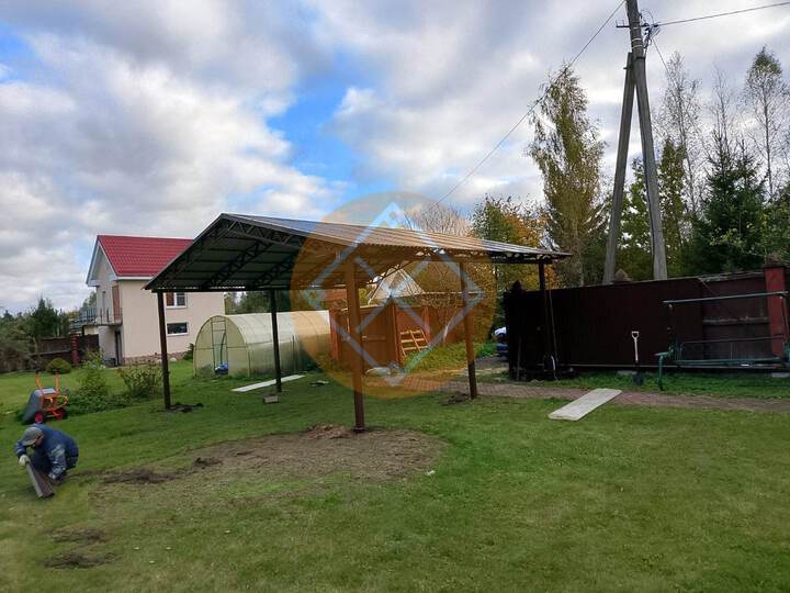 навес из профлиста с двускатными фермами