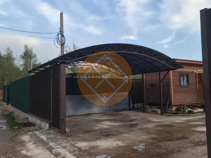 арочный навес из поликарбоната