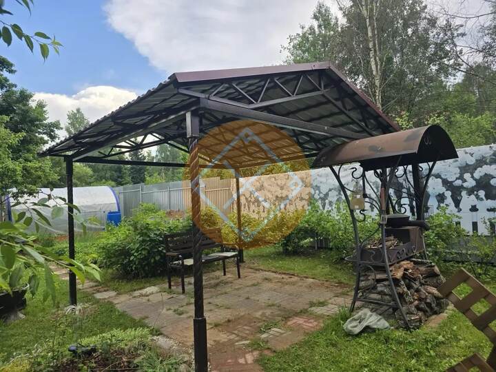 небольшой навес для зоны отдыха