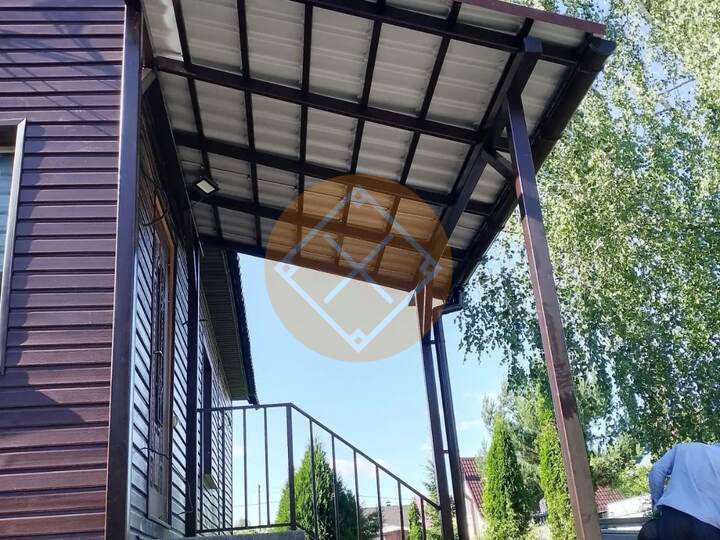 навес из металлочерепицы для крыльца