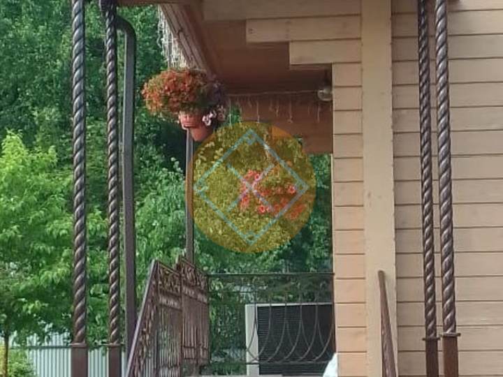 металлический козырек к дому