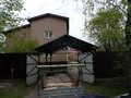 навес из профлиста с двускатными фермами
